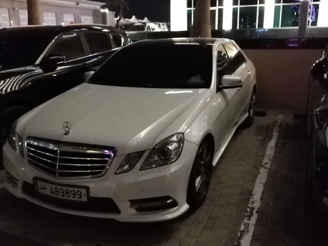 صورة 2012 مرسيدس-بنز E 300