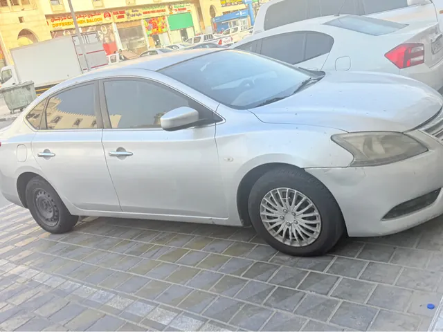 صورة 2013 نيسان سنترا
