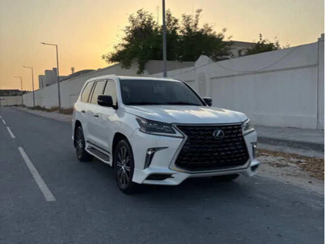 Photo of 2016 Lexus LX 570 S