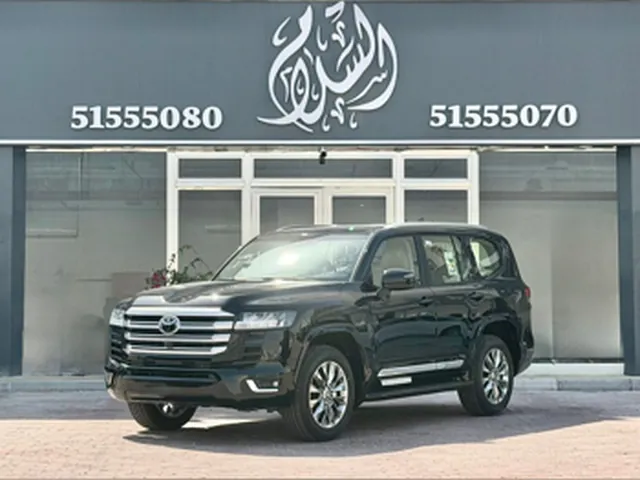 Photo of 2026 Toyota Land Cruiser GXR