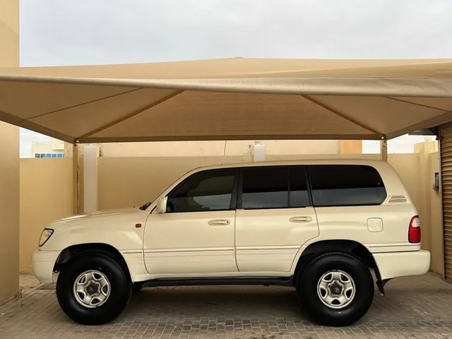 Photo of 2000 Lexus LX 470