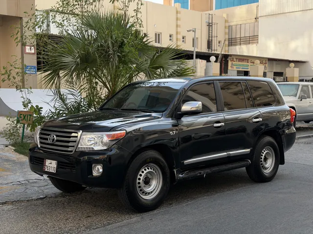 صورة 2009 تويوتا لاند كروزر VXR