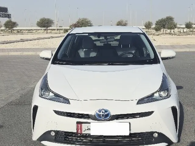صورة 2019 تويوتا بريوس هايبرد