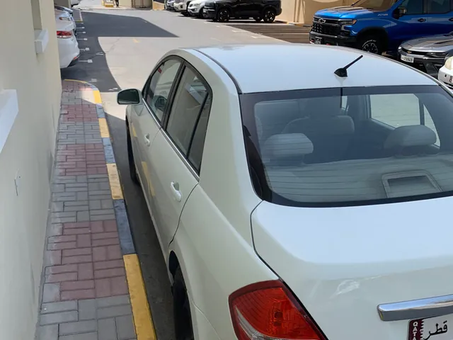 Photo of 2008 Nissan Tiida