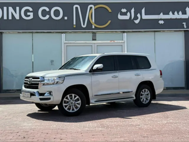 صورة 2019 تويوتا لاند كروزر GXR