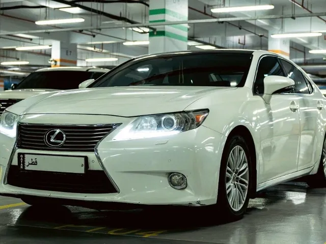 Photo of 2013 Lexus ES 350