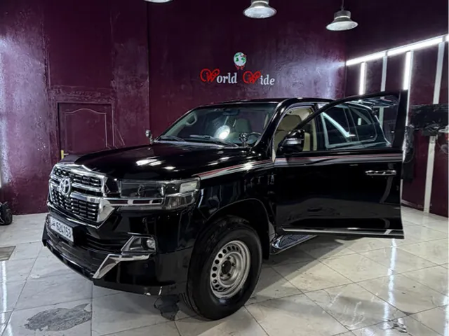 Photo of 2016 Toyota Land Cruiser GXR