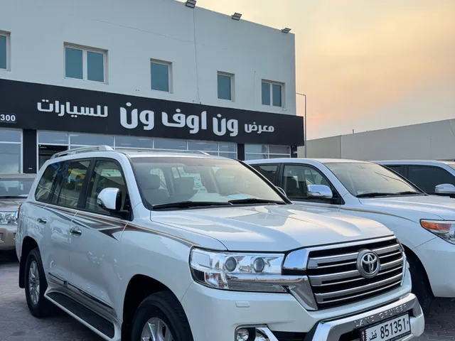 Photo of 2018 Toyota Land Cruiser GXR