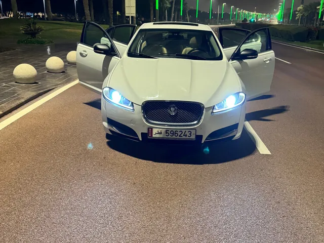 صورة 2014 جاكوار XF V6 Supercharged