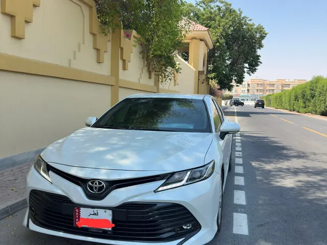 صورة 2020 تويوتا كامري GLE