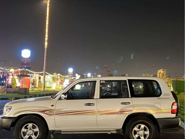 Photo of 2006 Toyota Land Cruiser GX