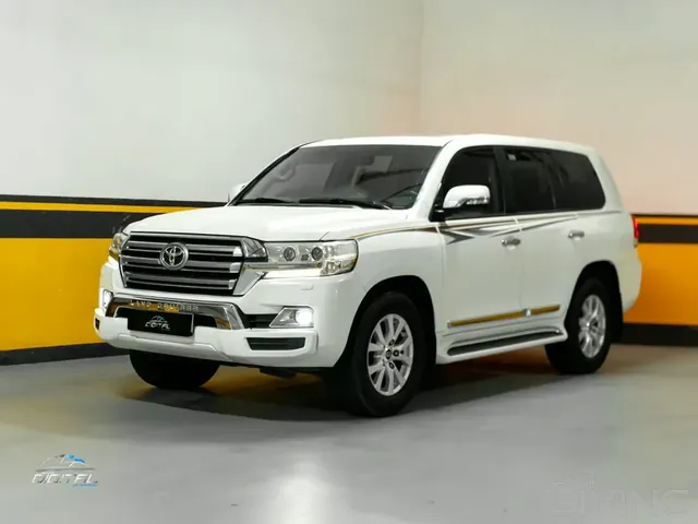 Photo of 2018 Toyota Land Cruiser GXR