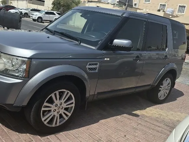 صورة 2012 لاند روفر LR4 SE