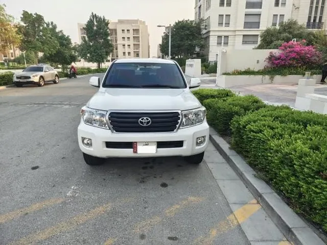 Photo of 2013 Toyota Land Cruiser G