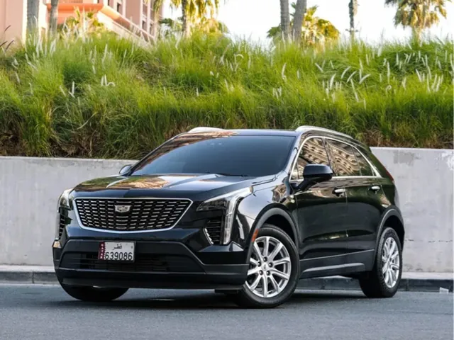 صورة 2023 كاديلاك XT4 بريميوم لكجري
