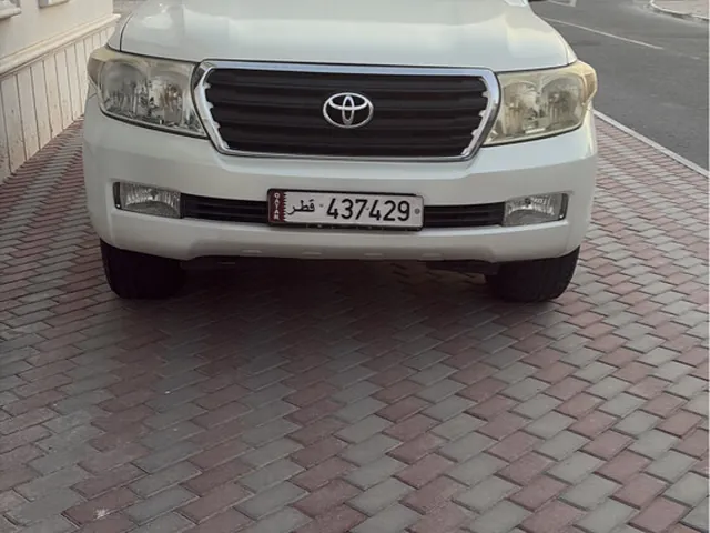 صورة 2010 تويوتا لاند كروزر GX