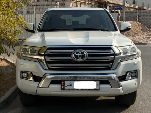 Photo of 2017 Toyota Land Cruiser GXR