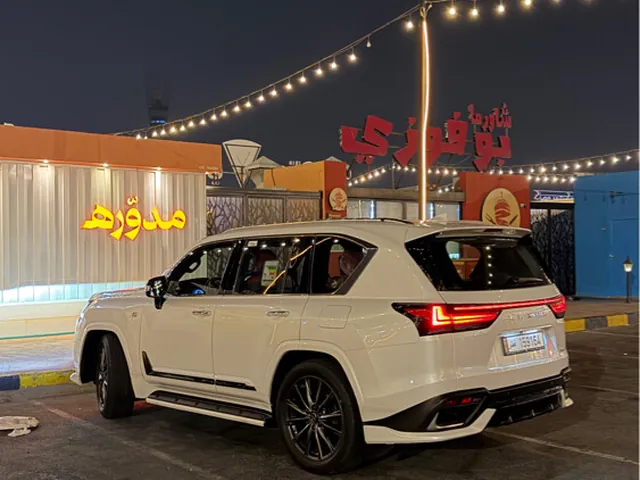 Photo of 2023 Lexus LX 600