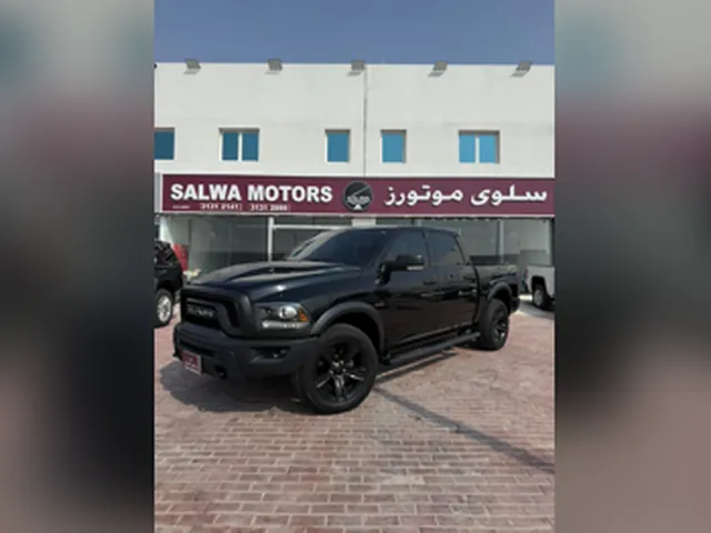 صورة 2022 دودج رام 1500 وارلوك