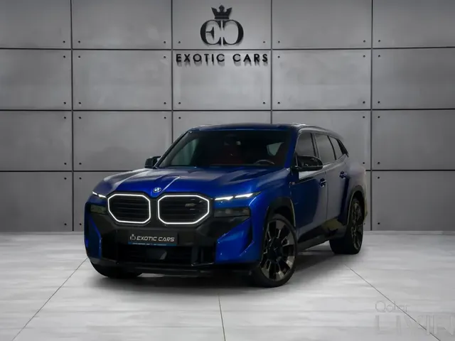 صورة 2023 بي إم دبليو XM ليبل ريد