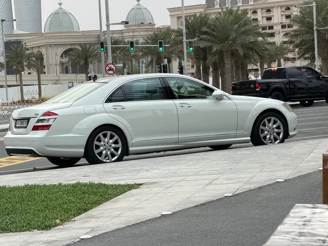 Photo of 2009 Mercedes-Benz S 350