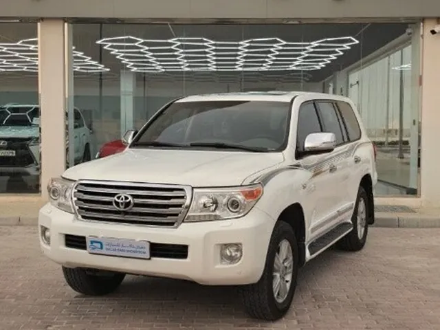 Photo of 2015 Toyota Land Cruiser GXR