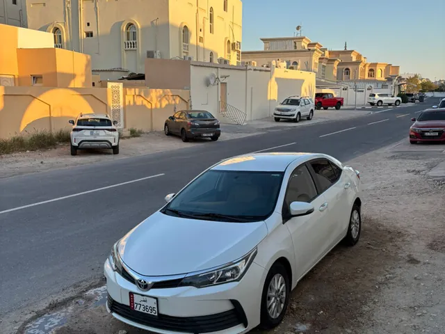 صورة 2019 تويوتا كورولا XLi