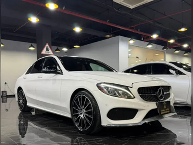 صورة 2017 مرسيدس-بنز C 43 AMG