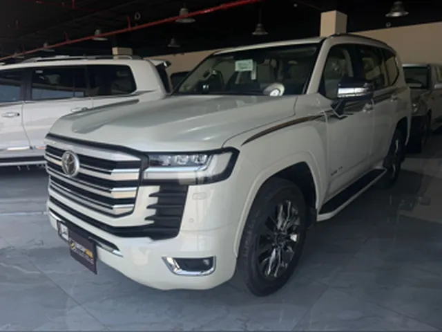 Photo of 2023 Toyota Land Cruiser VXR