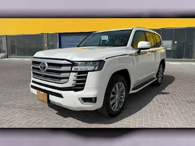 Photo of 2025 Toyota Land Cruiser GXR