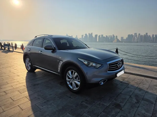 Photo of 2016 Infiniti QX70