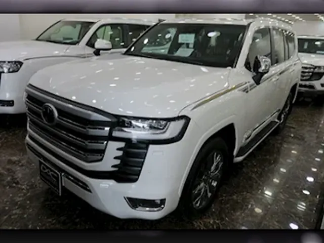 صورة 2024 تويوتا لاند كروزر VXR