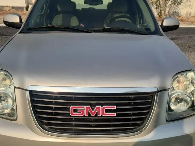Photo of 2008 GMC Yukon SLE