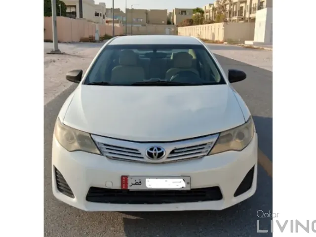 صورة 2014 تويوتا كامري GL