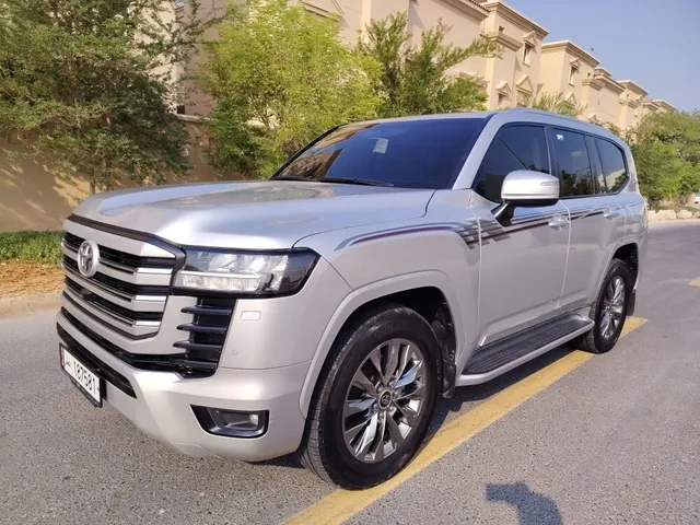 Photo of 2022 Toyota Land Cruiser GXR