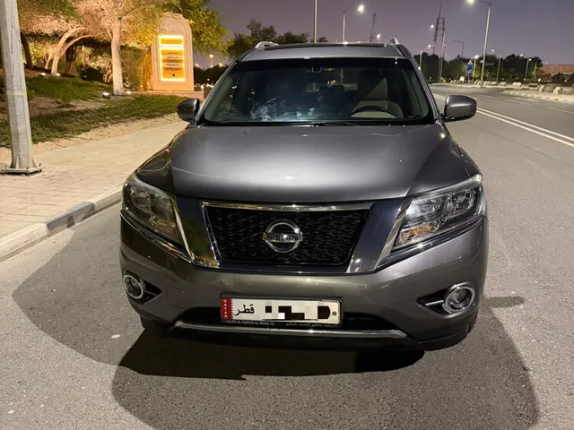 Photo of 2016 Nissan Pathfinder SV