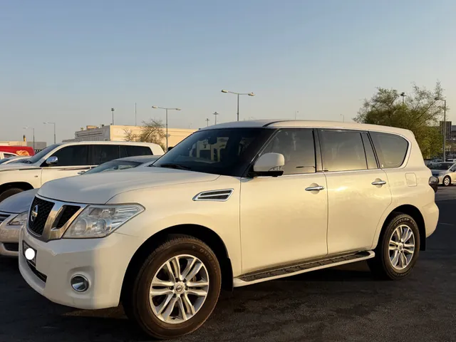 Photo of 2010 Nissan Patrol LE