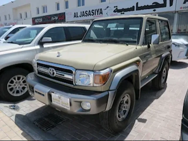 صورة 2021 تويوتا لاند كروزر LX