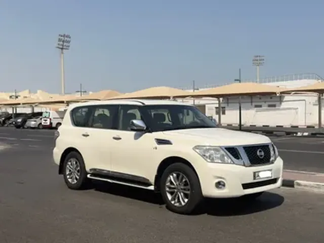 Photo of 2013 Nissan Patrol LE