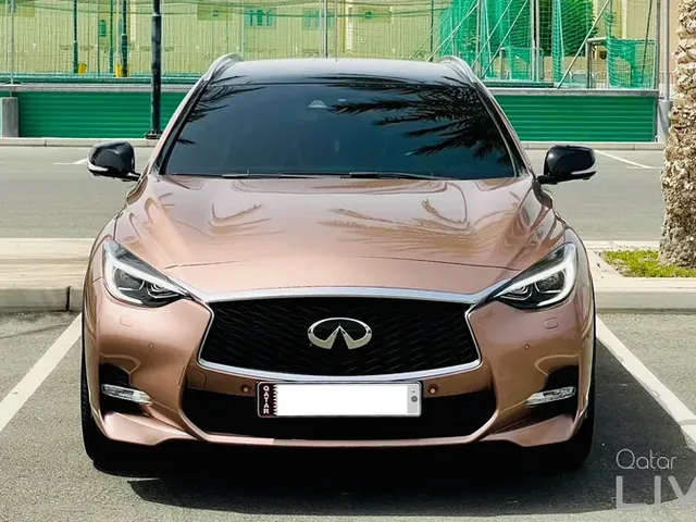 صورة 2016 إنفينيتي Q30