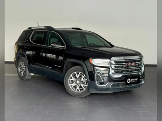 Photo of 2023 GMC Acadia