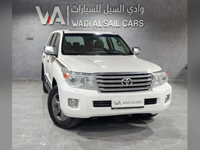 Photo of 2015 Toyota Land Cruiser GXR