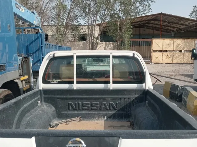 Photo of 2015 Nissan Navara SE