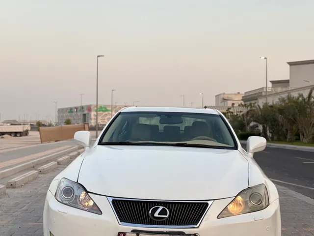 صورة 2007 لكزس IS 300