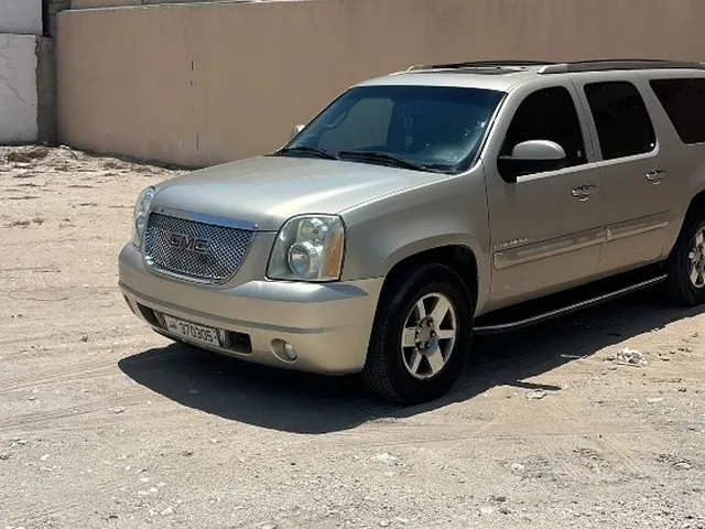 صورة 2007 جي إم سي يوكون دينالي