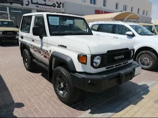 صورة 2025 تويوتا لاند كروزر LX
