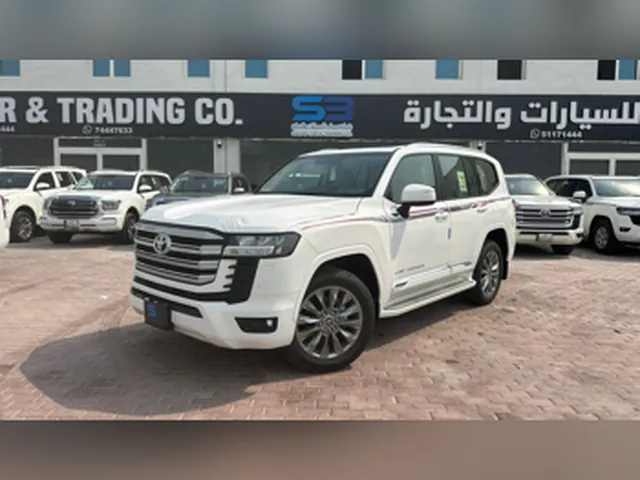 Photo of 2025 Toyota Land Cruiser GXR