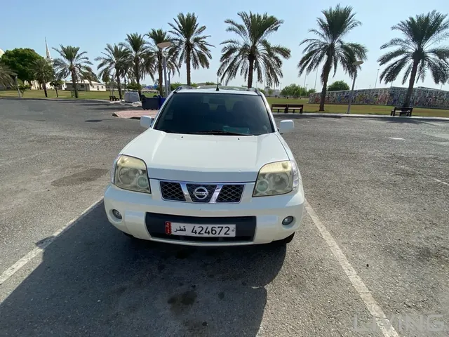 صورة 2010 نيسان اكس-تريل SL