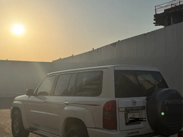 صورة 2008 نيسان باترول سفاري