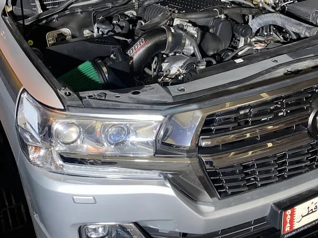 صورة 2017 تويوتا لاند كروزر VXR
